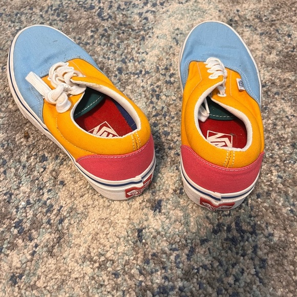 Vans Colorblock Era Low-Top Sneakers – Women’s Size 6 NWOT - Picture 2 of 4